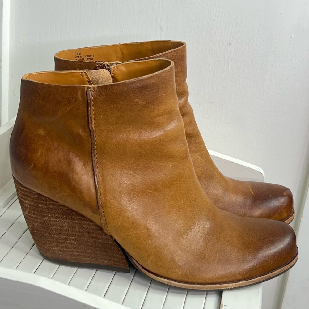 KorkEase Natalya Wedge Size 9.5